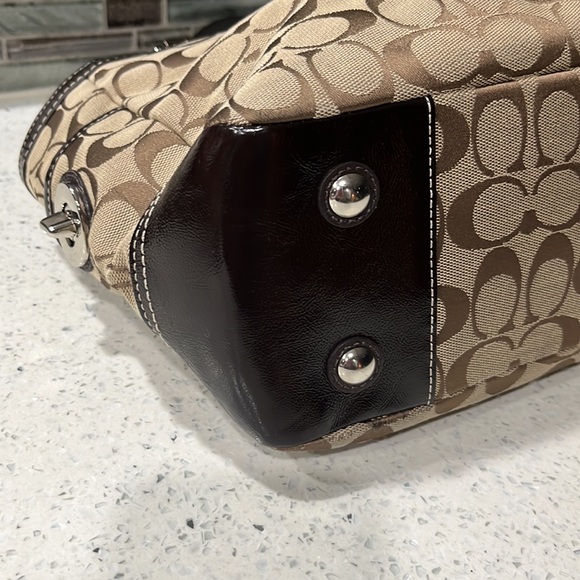 2009 Coach Pleated Signature East/West Gallery Tote Shoulder Bag - Picture 12 of 16